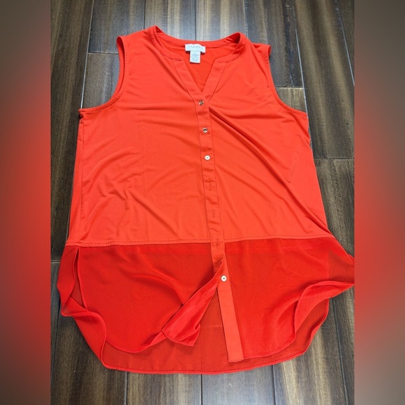 Carmen Marc Valvo Blouse size L Flowy Tank Top Sheer V Neck Satin - Picture 4 of 9